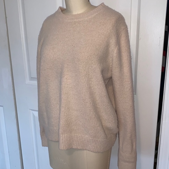 F21 Light Cream Beige Crew Neck Sweater - Picture 3 of 5
